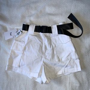 Brand new with tags white 3” TNA cargo shorts
